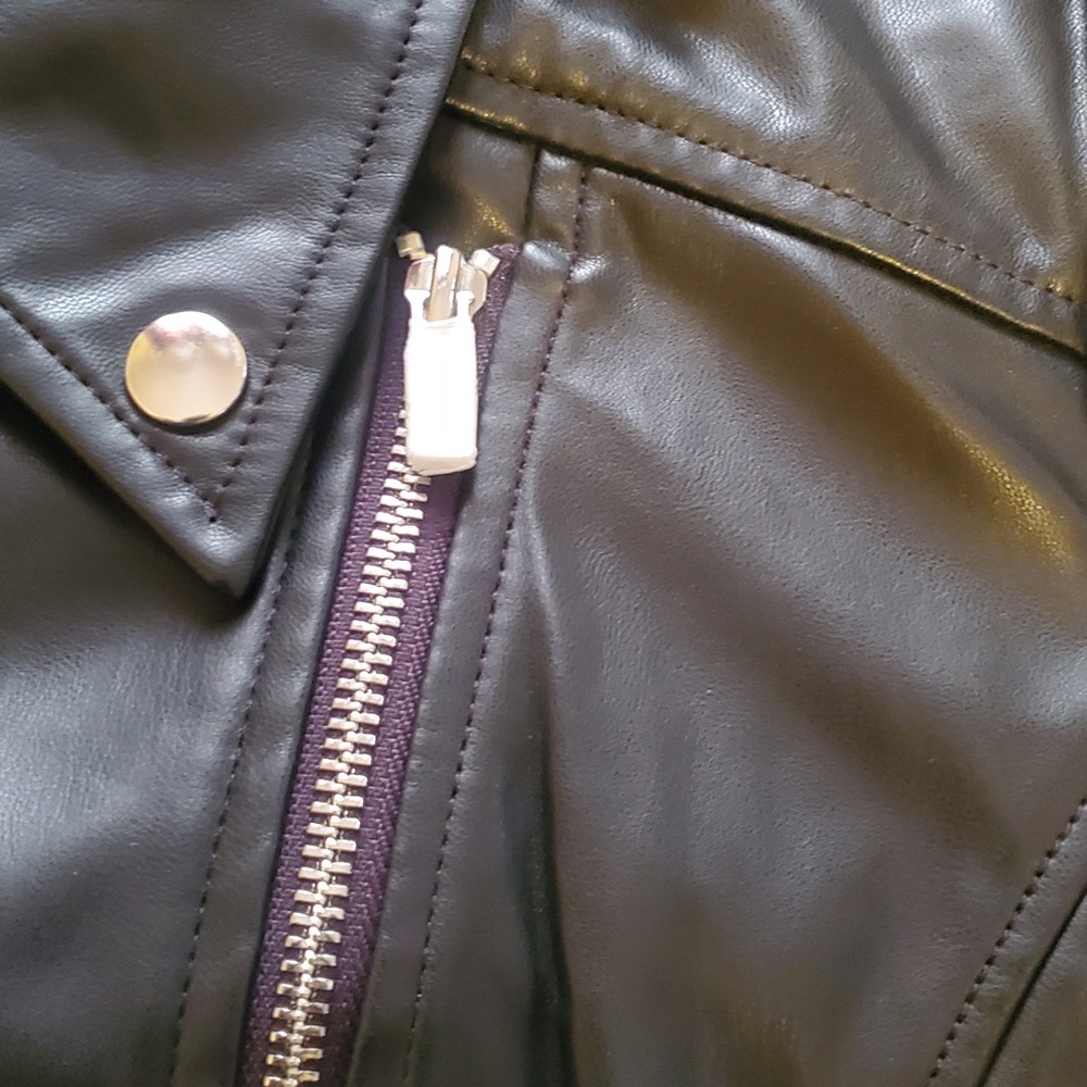 Jacket - Picture 8 of 9